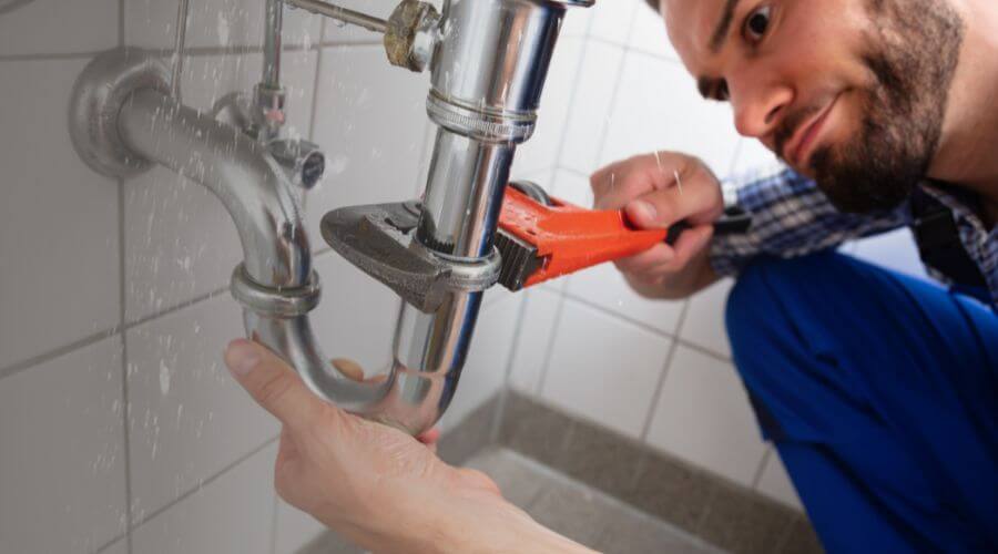 Expert burst pipe repair services in Bentley, LA